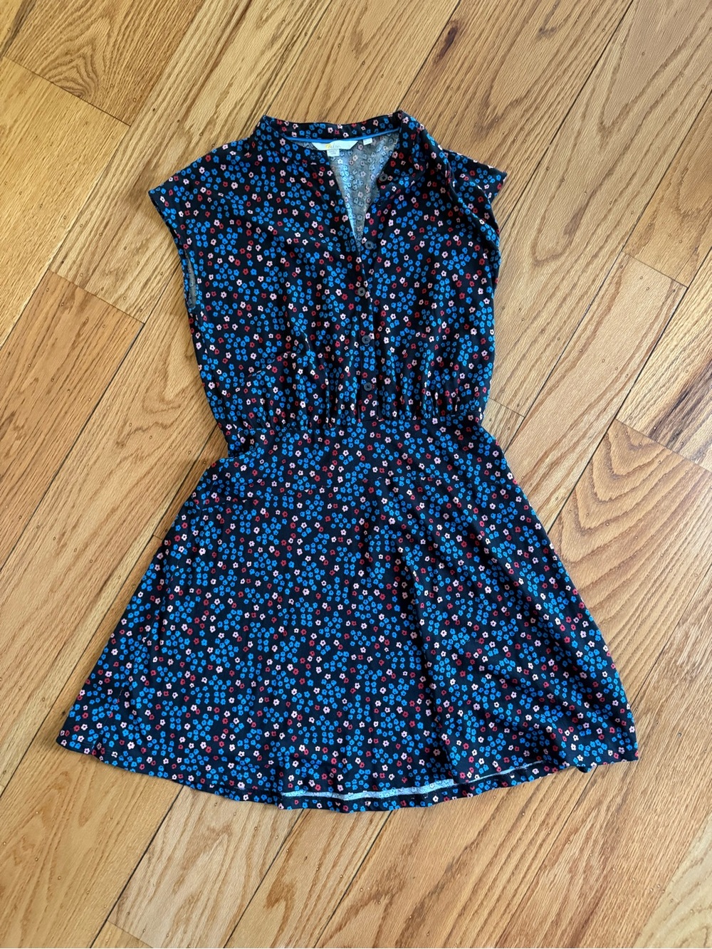 Boden Women’s Short-Sleeve Dress with Red and Light Blue Floral Dots